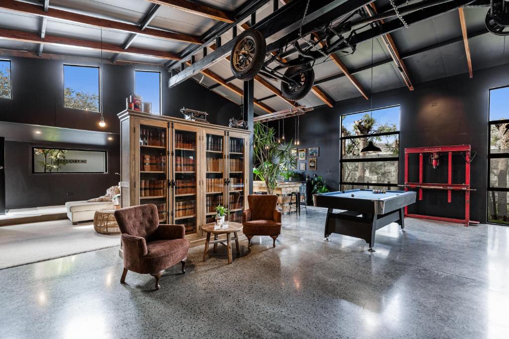 Kumeu House | The Black Barn
