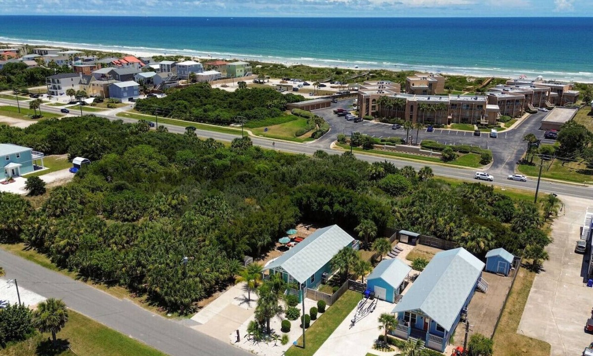 Butler Beach House | The Blue Bungalow - Hot tub and beach retreat!