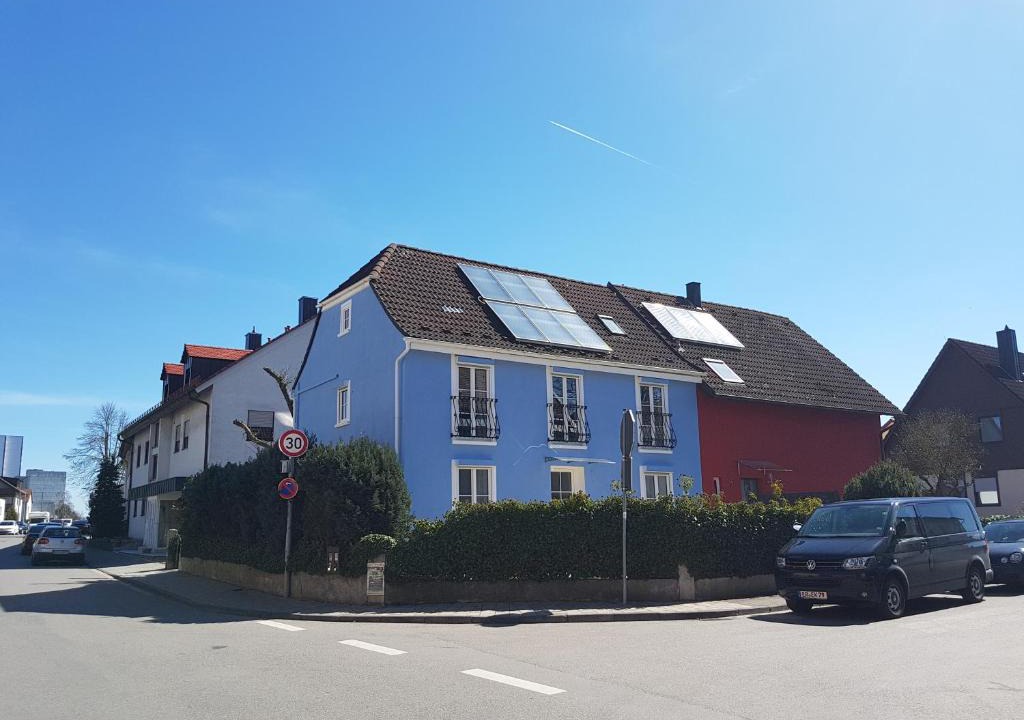 Buchenbach Apartment | The Blue House
