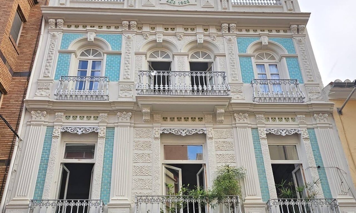 Sagunto House | The blue house Sagunto