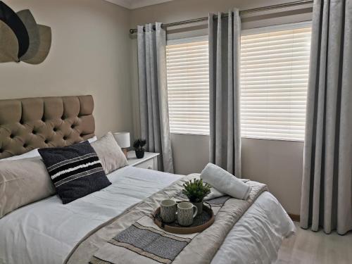 Farrarmere House | The Boho Suite