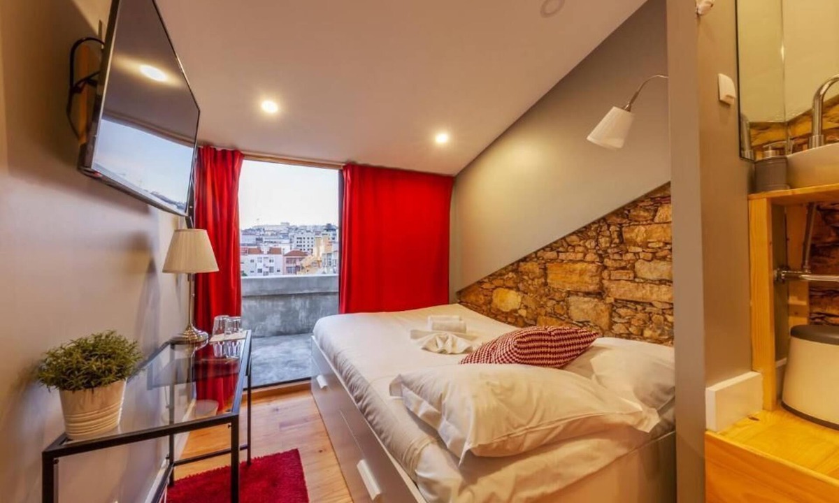 Alcantara Bed & Breakfast | The Bridge
