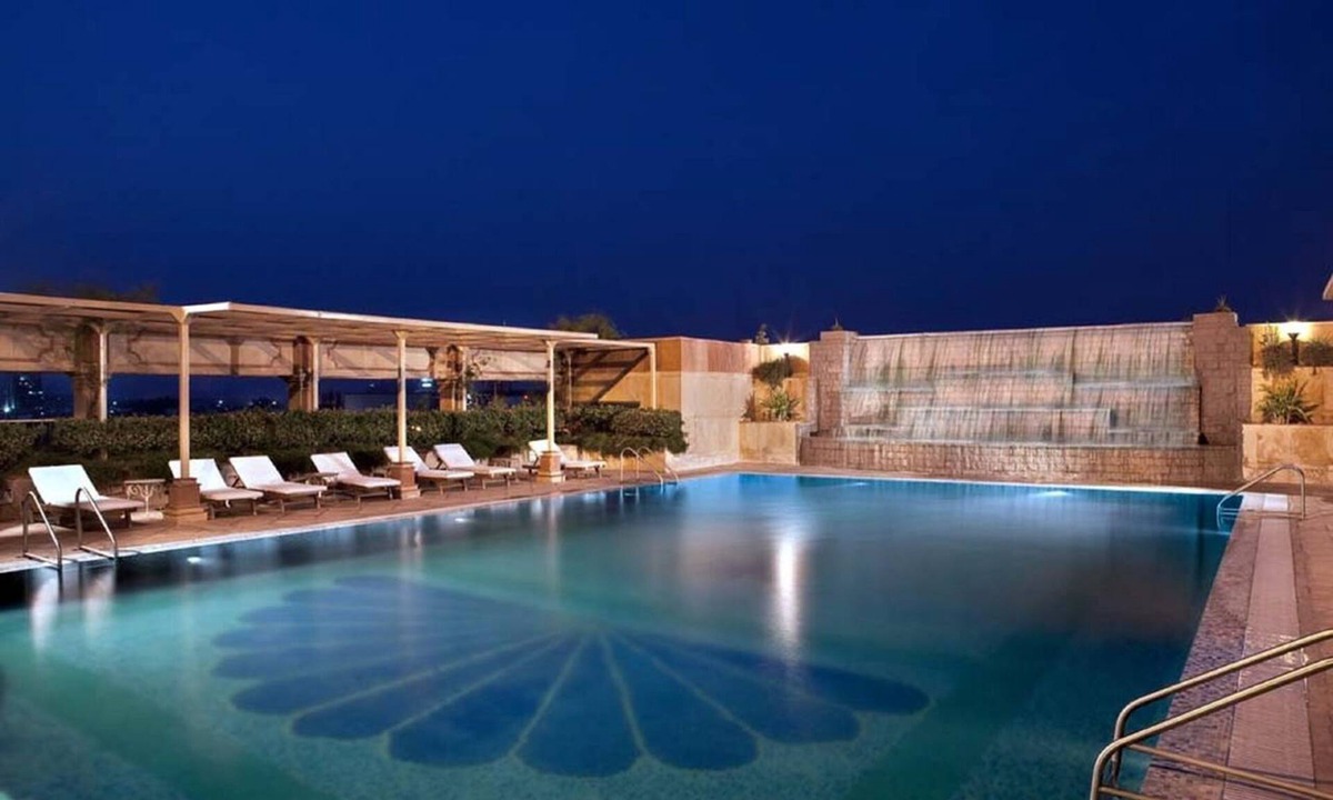 Sikanderpur Ghosi Hotel | The Bristol Hotel