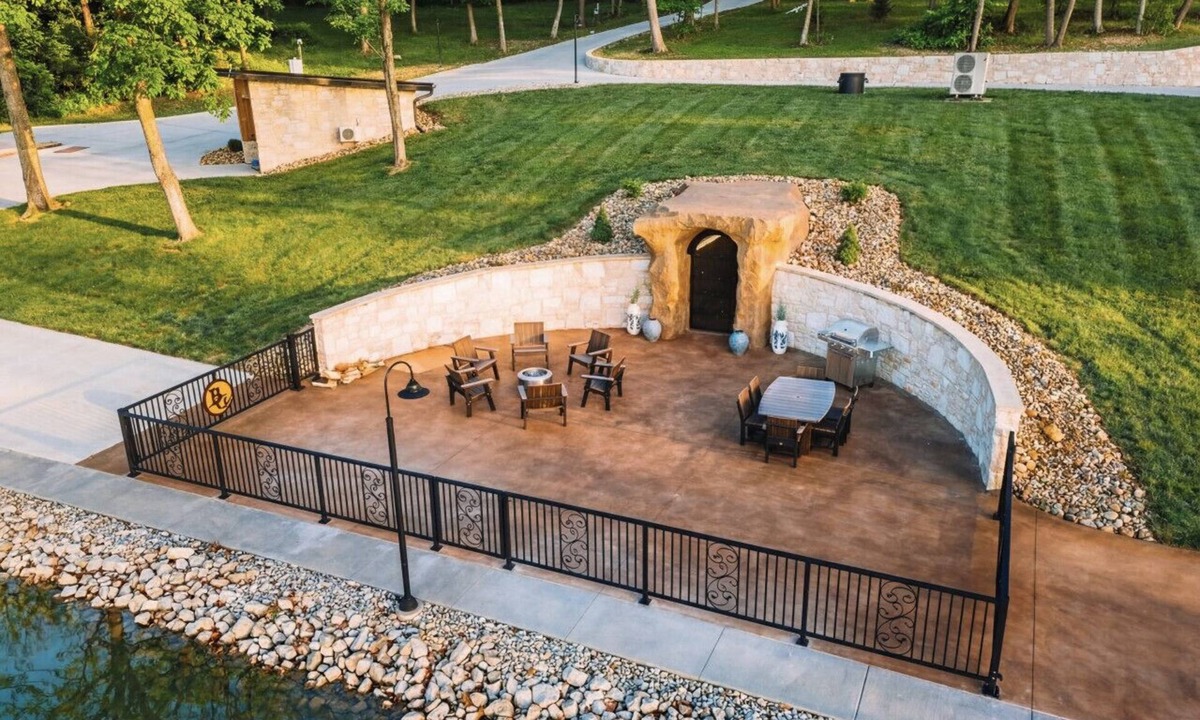 Sugarcreek Cabin | The Bunker @ Brandywine Grove