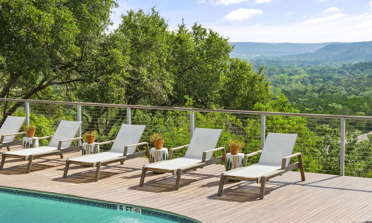 Wimberley Cabin | The Bygone Hotel