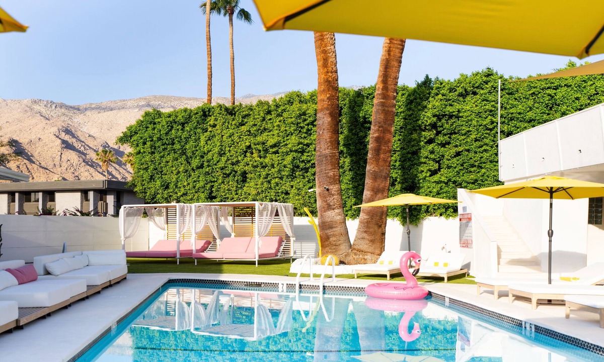 Uptown Design District Hotel | The Cactai