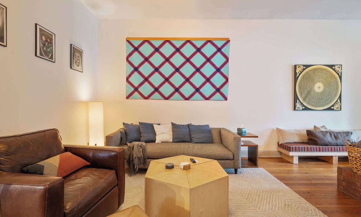 Germantown House | The Charles House Garden Patio & Vinyl Lounge