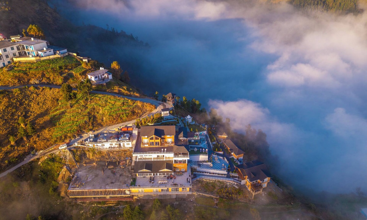 Dera Gopipur Hotel | The Chateau Garli