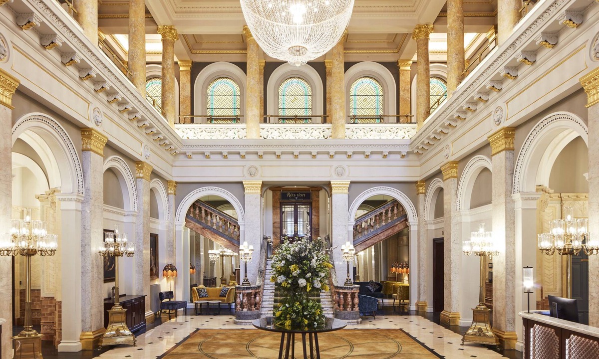 Warwick Hotel | The Clermont London, Victoria
