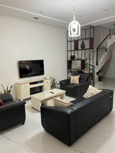 Ofin Villa | The Conservatory
