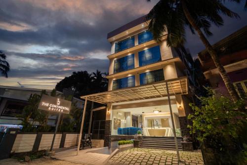 Kozhikode Hotel | The Continental Suites
