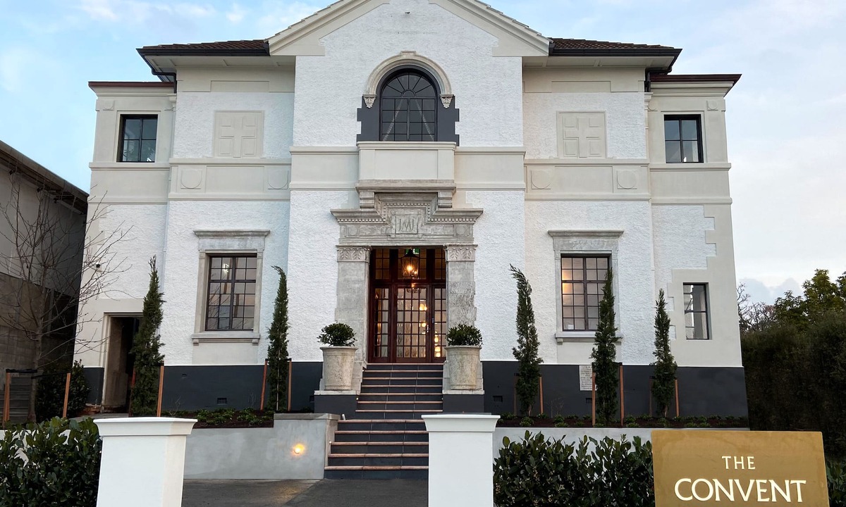 Grey Lynn Hotel | The Convent Hotel