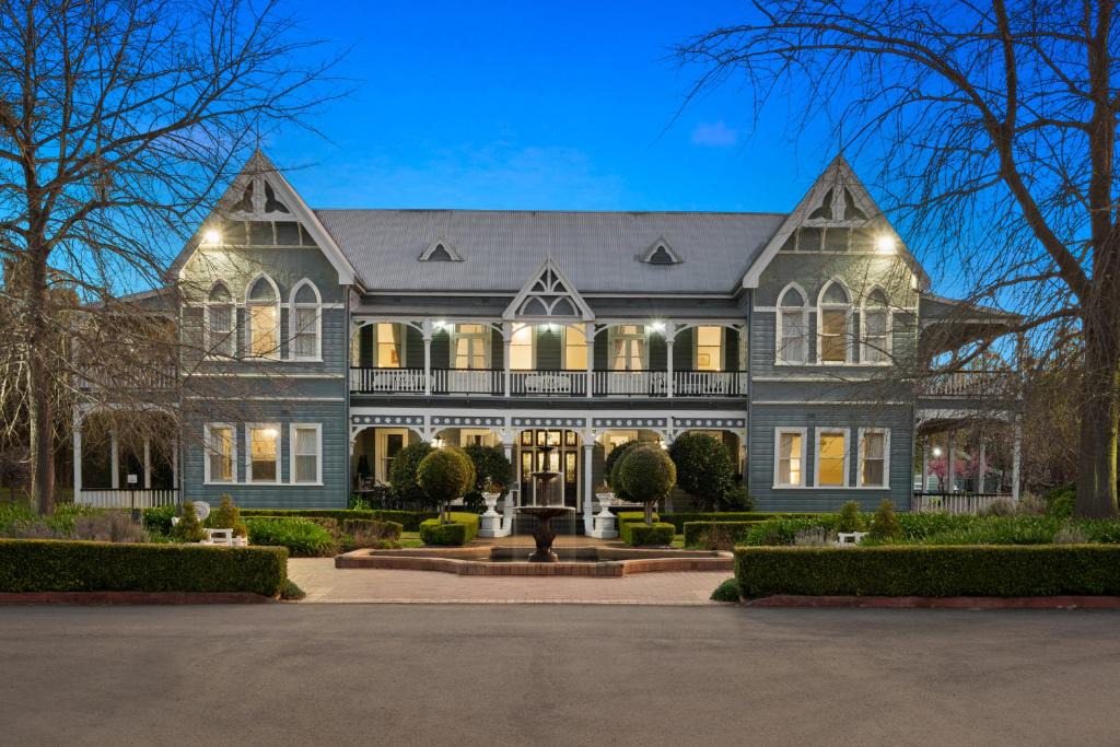 Pokolbin Hotel | The Convent Hunter Valley Hotel