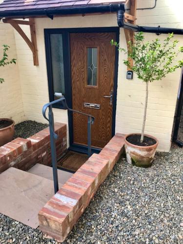 Tenbury Wells House | The Costrel