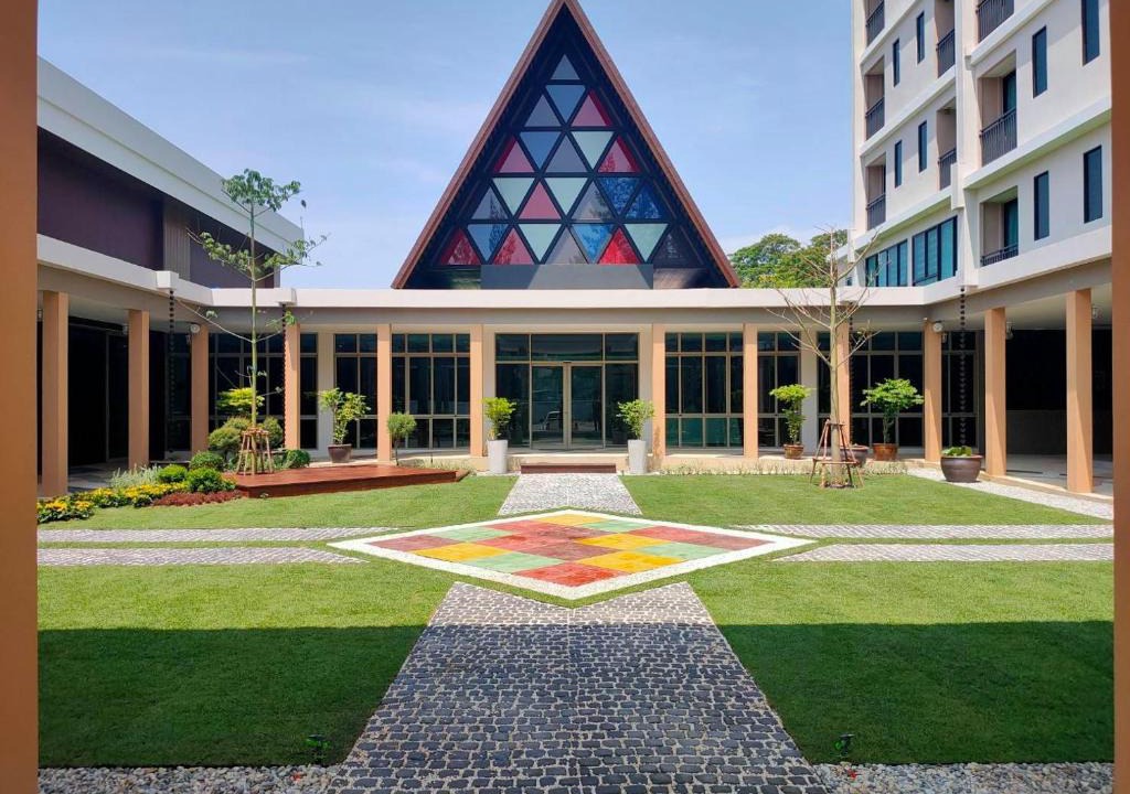 Sila Hotel | The Cotton Tree Hometel