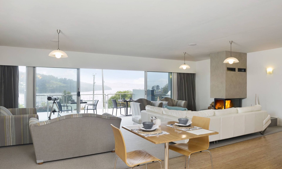 Kettering Bed & Breakfast | The Cove Kettering