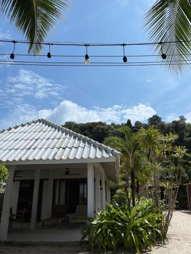 Wichit Resort | The Cove