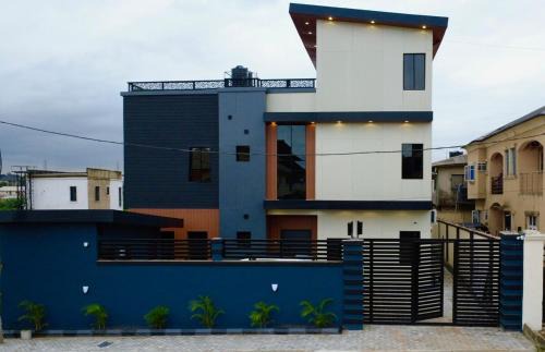 Ikotun Apartment | The Crest Triplex