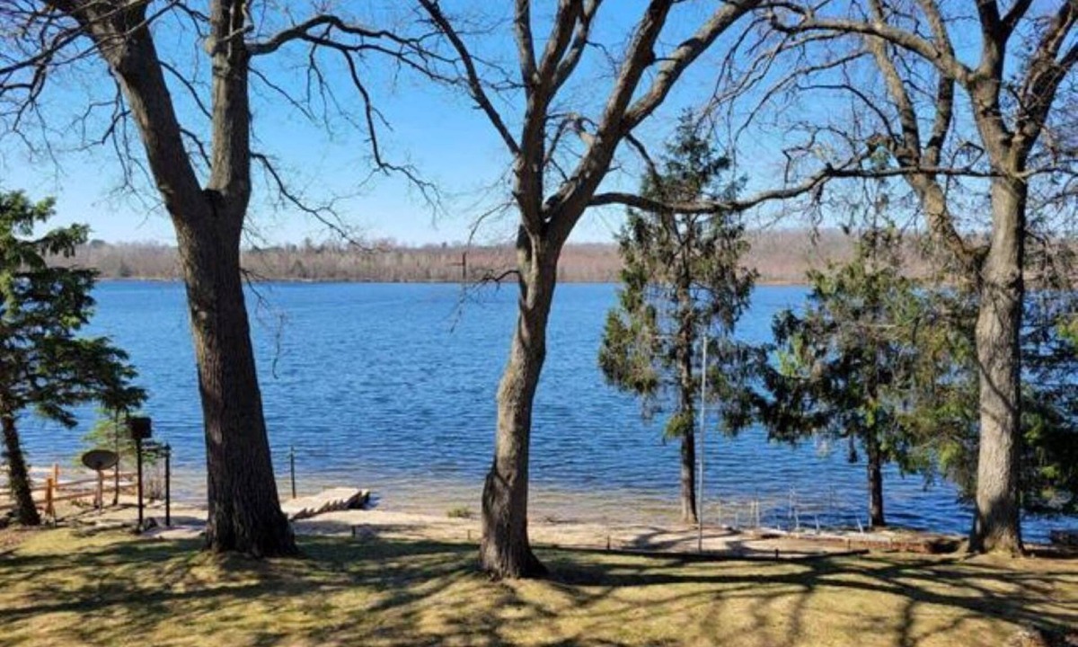 Lake City House | The Crooked Lake Escape