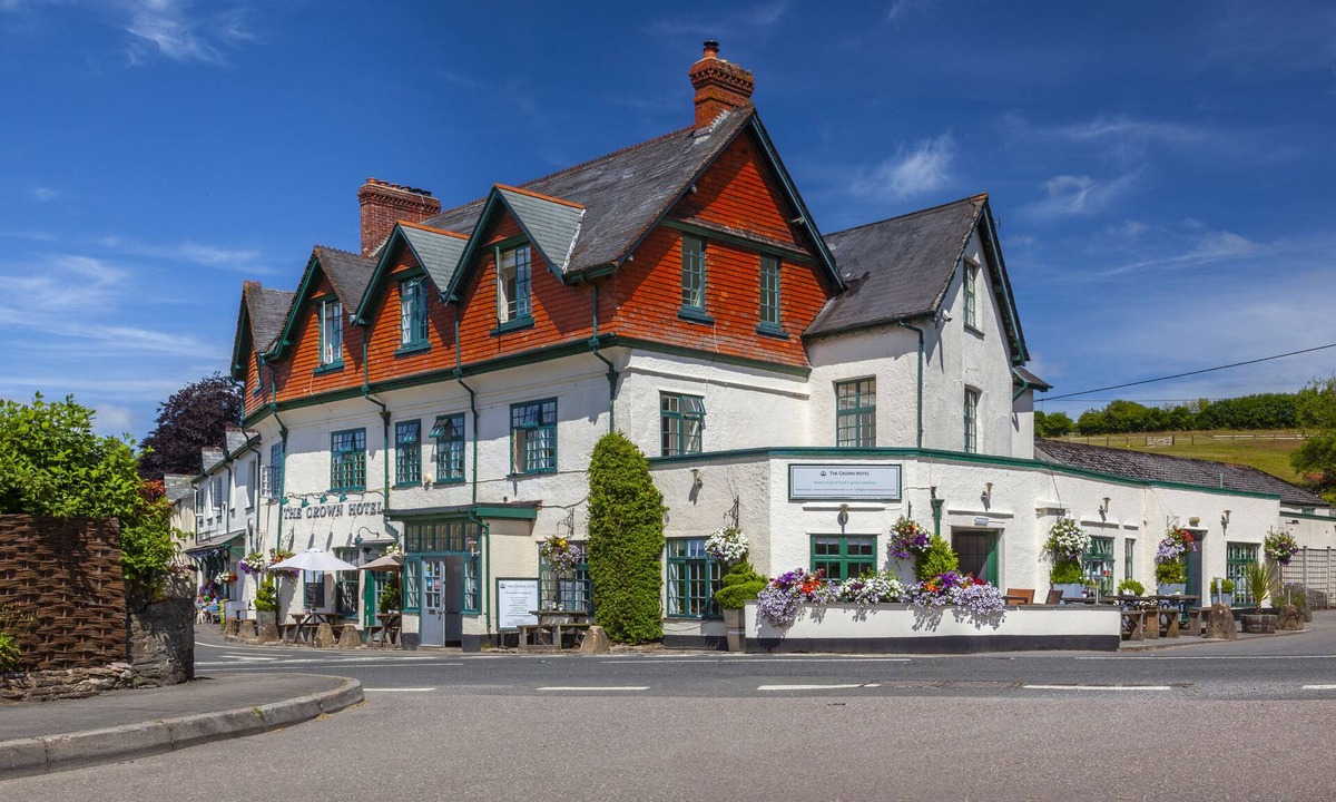 Exford Hotel | The Crown Hotel