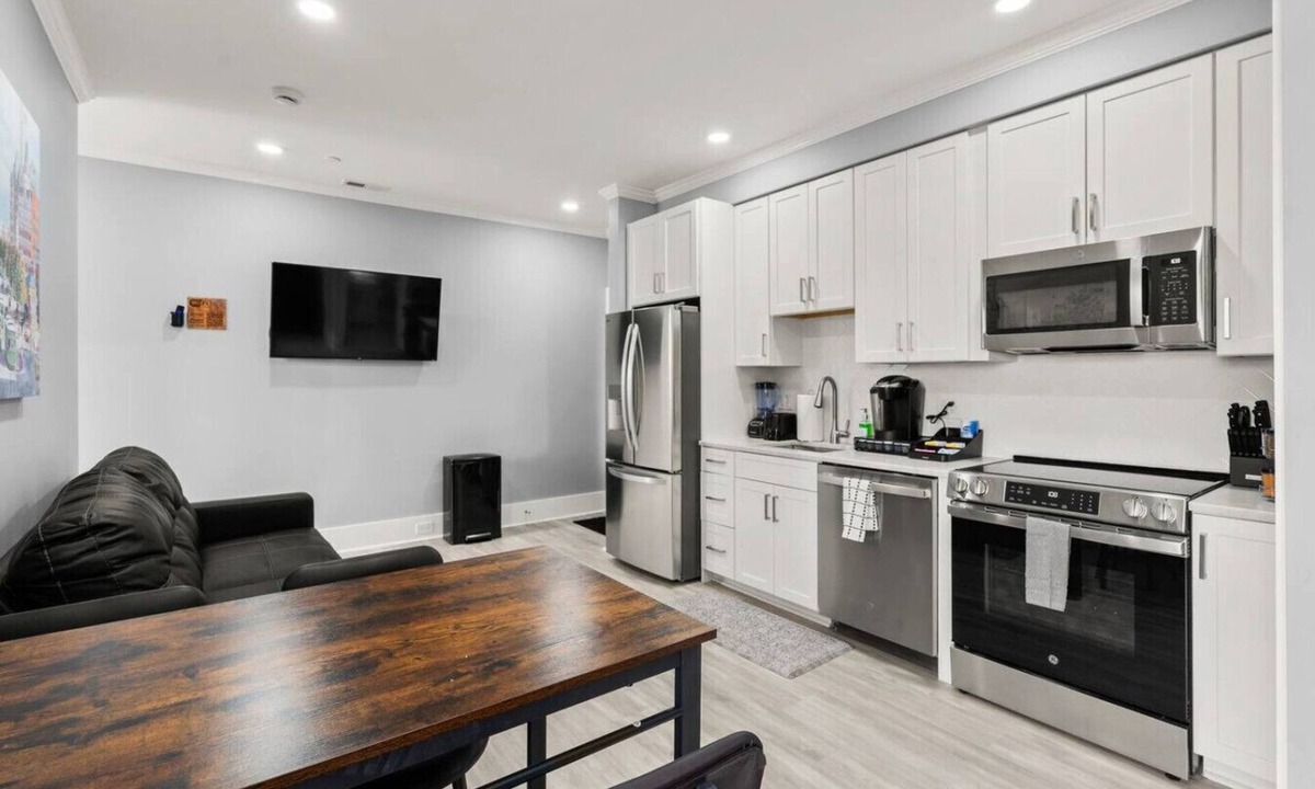 Kingman Park Hotel | The DC Getaway+2BD Unit+Private Parking