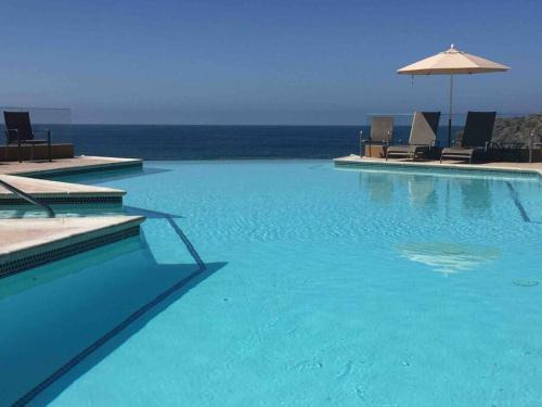 Playa Encantada Apartment | The Dolphins Ocean Front-Beach 2 BR 2Bth