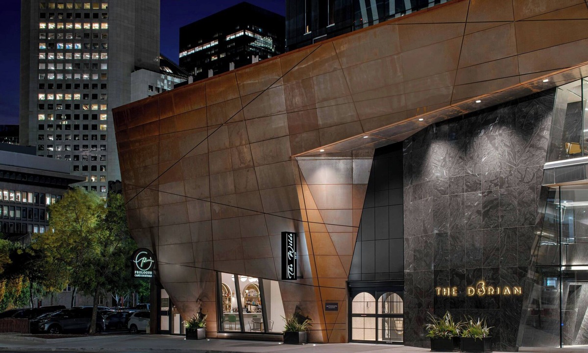 Downtown Calgary Hotel | The Dorian, Autograph Collection