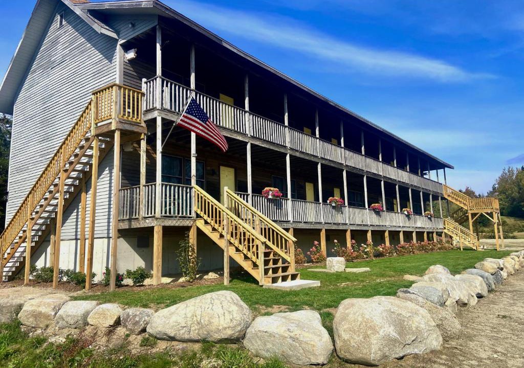 Brooklin Hotel | The Eggemoggin Reach Inn