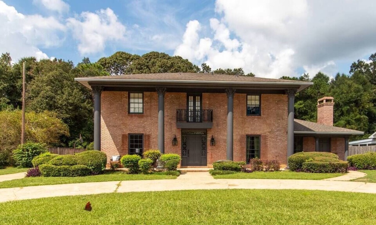 Enterprise House | The Enterprise Estate - Golf Course - Private Pool
