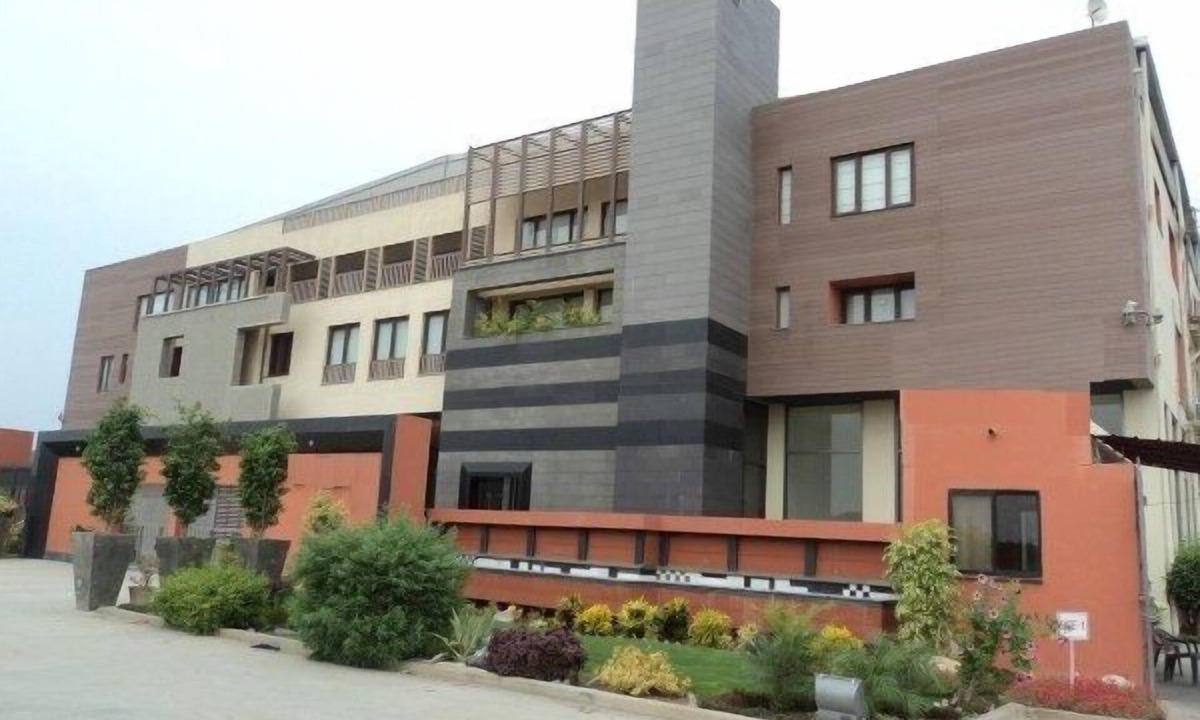 Karachi Hotel | The Enterprise
