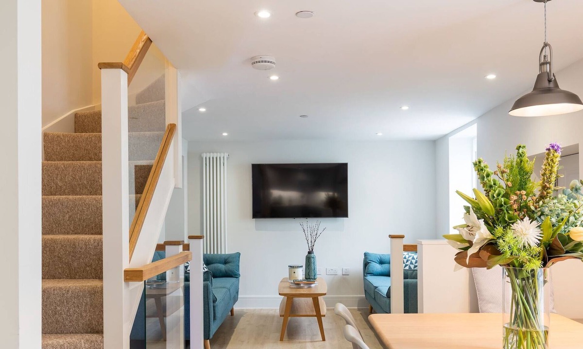 Montpelier House | The Escape
