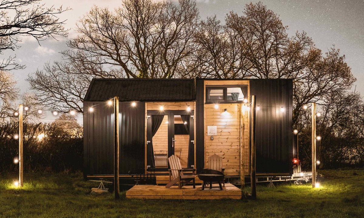 Abbess Roding Cabin | The Field View by Tiny Away