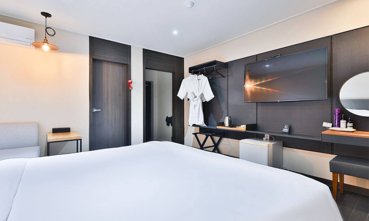 Changwon Hotel | The First Hotel