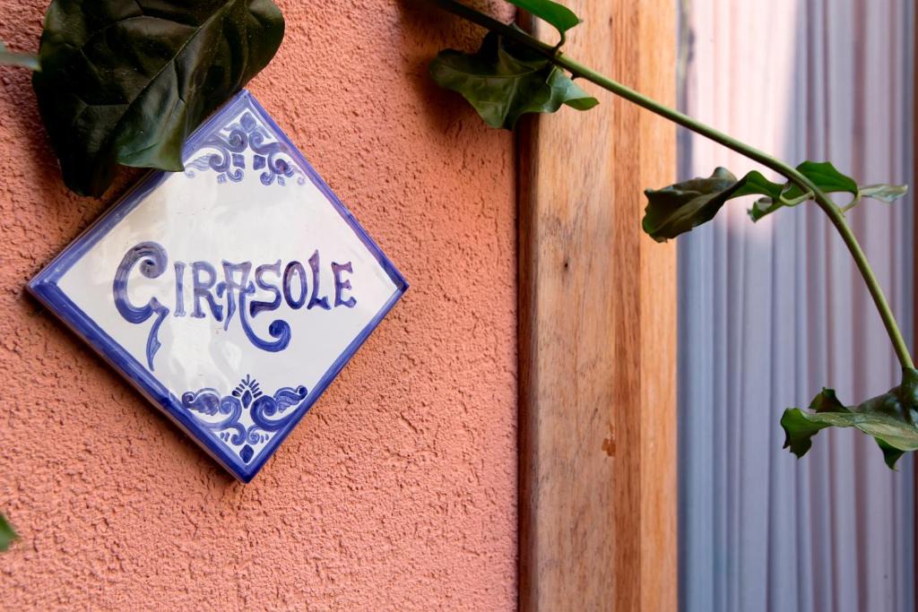 Trapani City Centre Apartment | the flowered courtyard srl