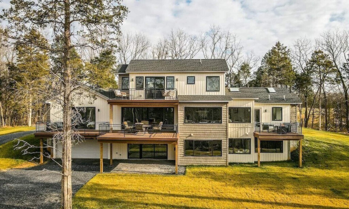 Front Royal House | The Forest Glade House