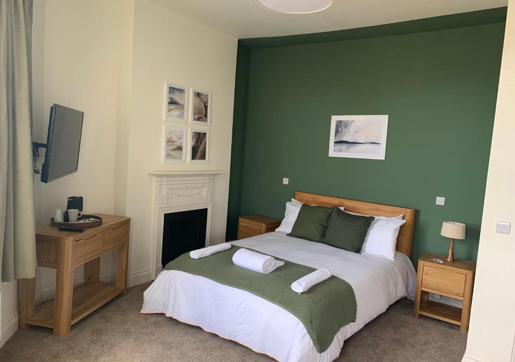 Sydenham Hotel | The Fox & Hounds