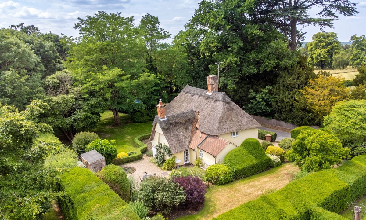 Higham Cottage | The Gildhall, Higham