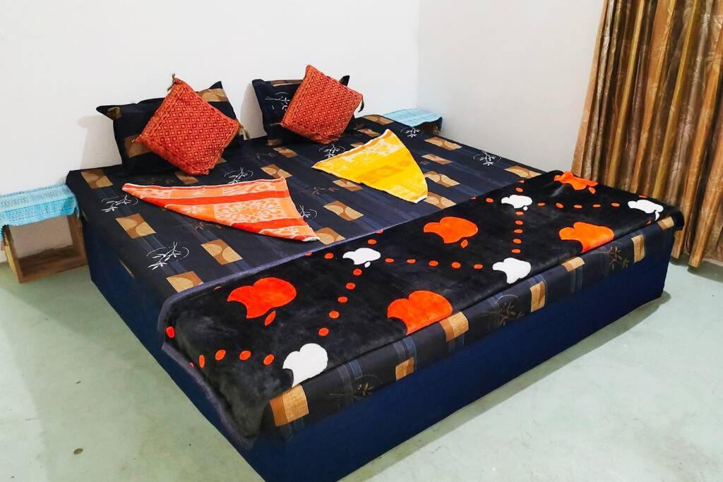 Sualkuchi House | The Golden Arc Cottage - One King Bed Non-AC Bed Room with private kitchen - kitchen uses 200 per night