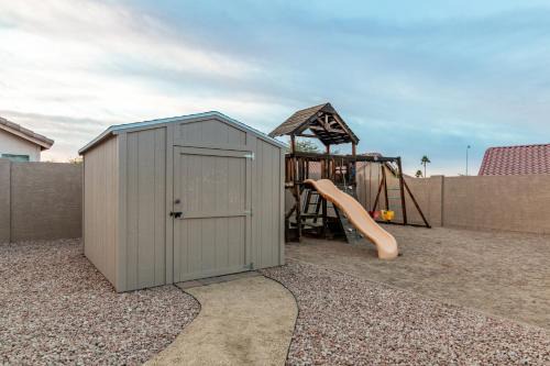 South Mountain House | The Golden Cactus Phoenix