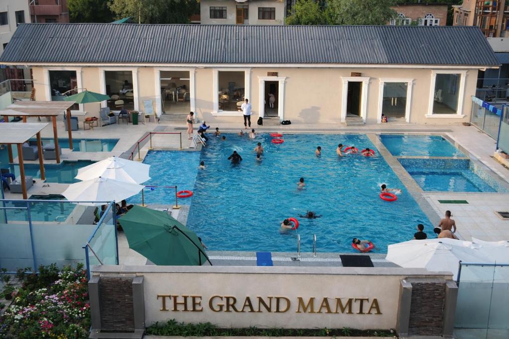 Srinagar Hotel | The Grand Mamta