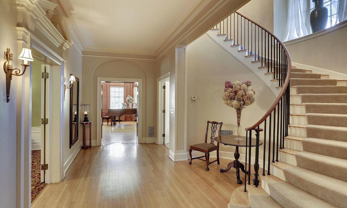 Whittier House | The Grand Mansion on Pillsbury