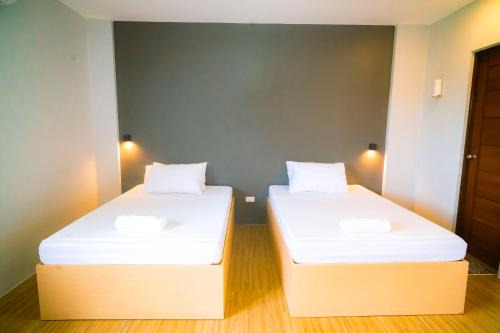 Philippines Hostel | The Grounds Hotel