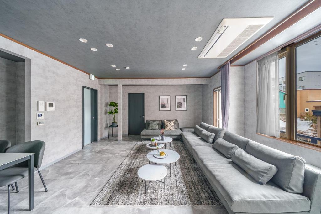 Shiroishi Apartment | The Halcyon
