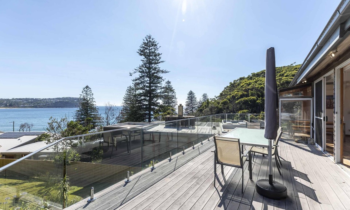 Macmasters Beach House | The Headland at Macmasters