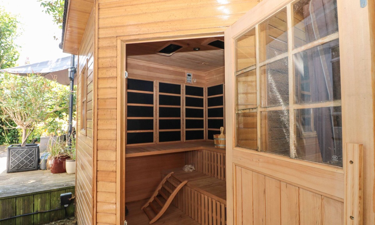 Hove Cottage | The Hideaway