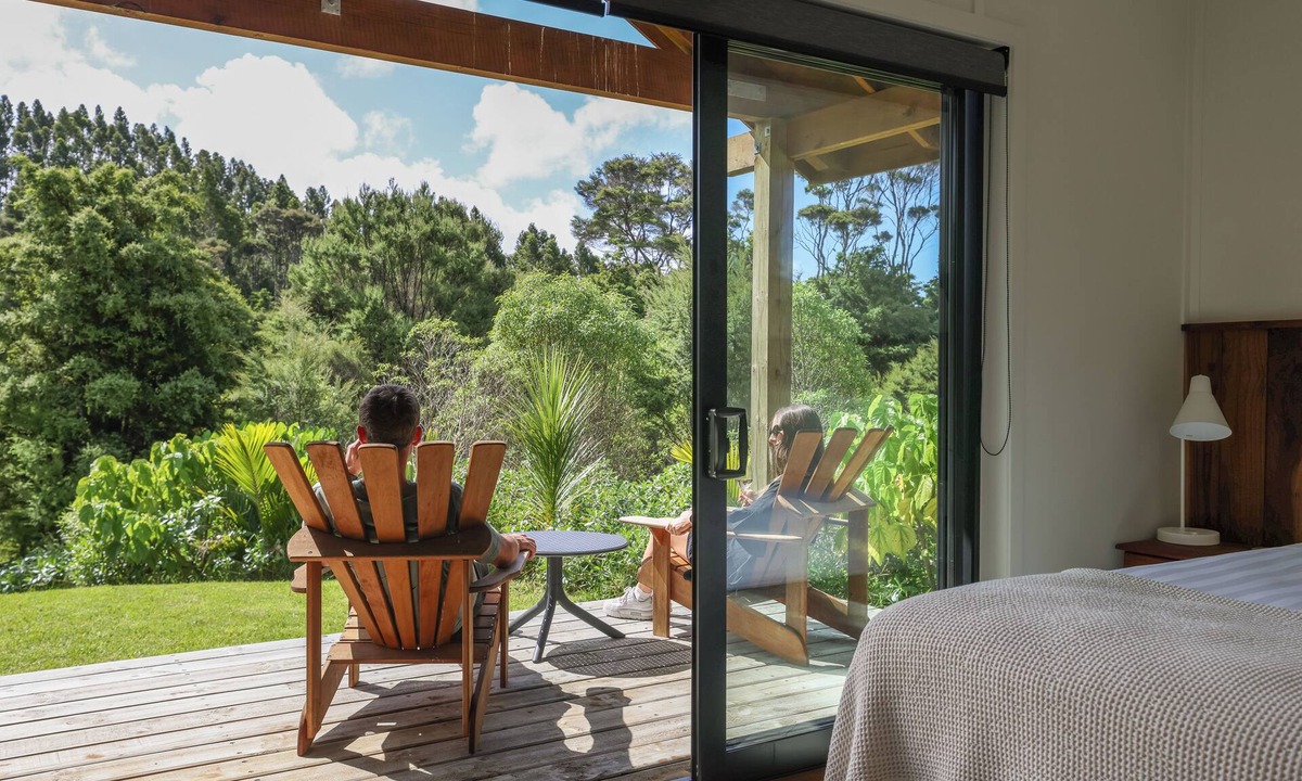 Mangawhai Hotel | The Hideout