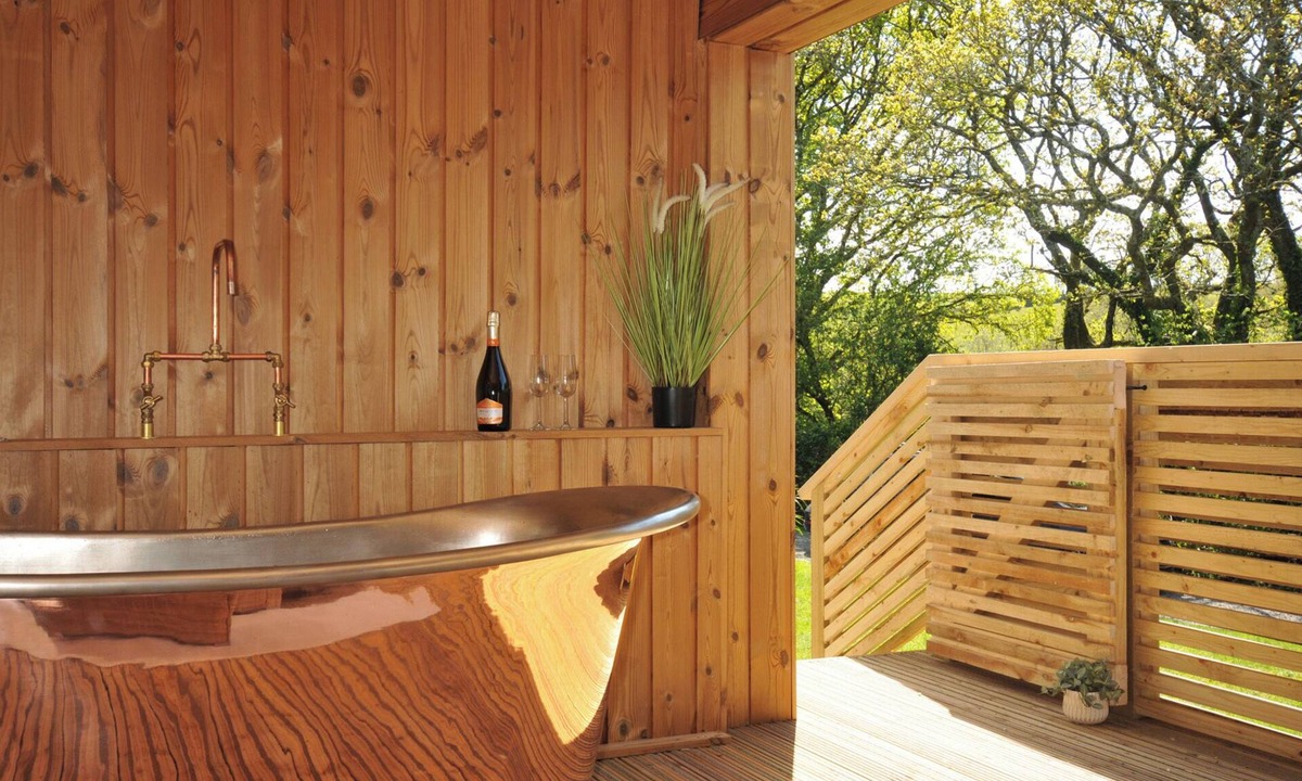 Looe Cottage | THE HIDEOUT, pet friendly, luxury holiday cottage in Lanreath
