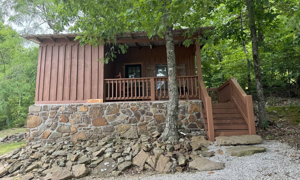 Mountain View Cabin | The Hilltop Cabins - Hunter's