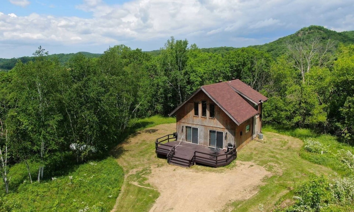 Norwalk Cabin | The Hilltop