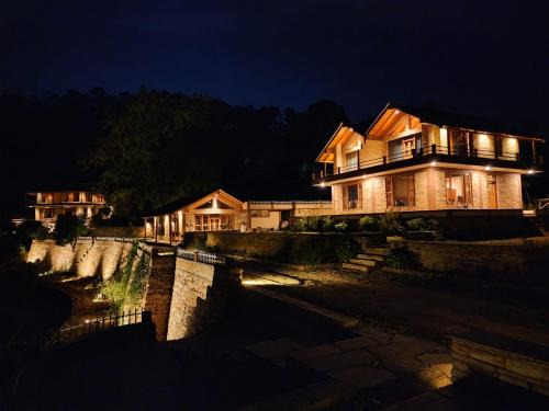 Kaul Resort | The Himalayan Stone Hamlet